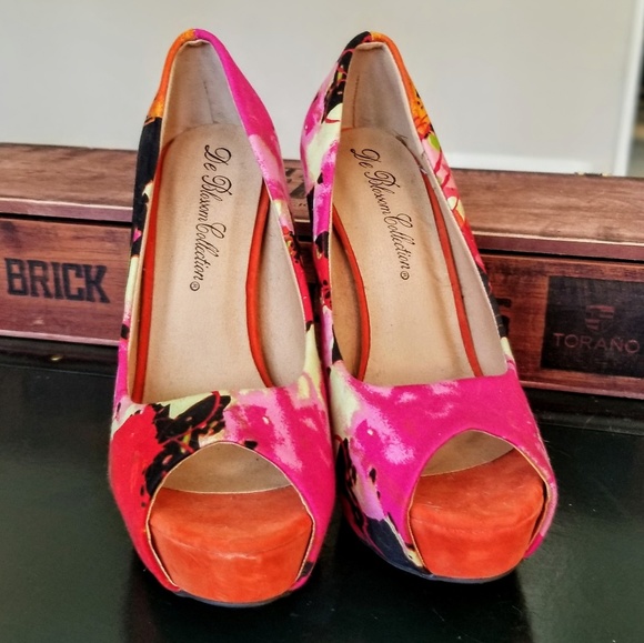 orange velvet heels